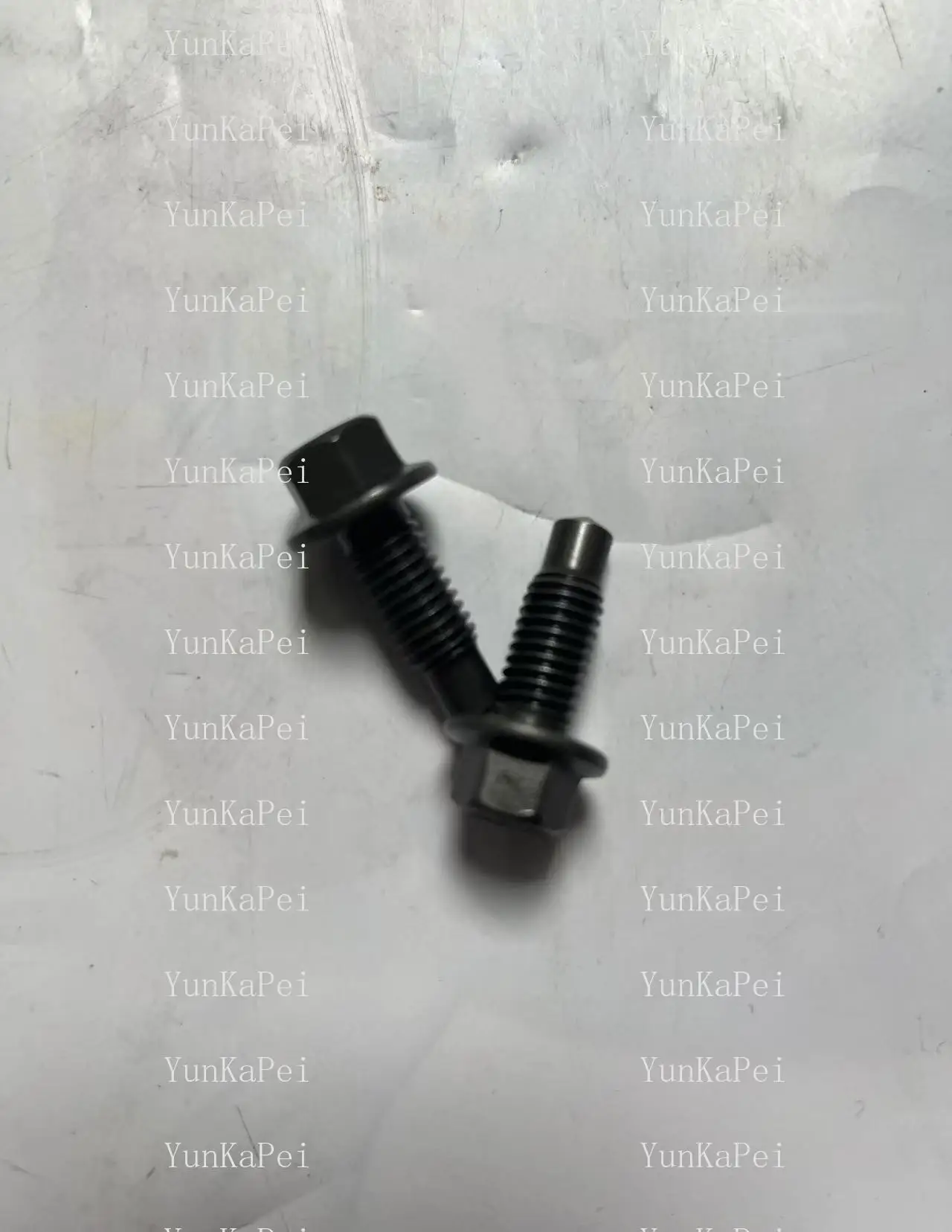 Dongfeng cummins винт с шестигранной головкой 3920400 шестигранные фланцевые болты