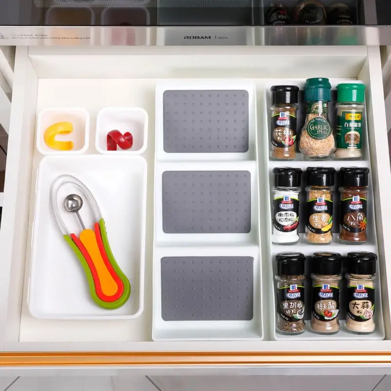 Stock wholesale kitchen use 3 tier divide rect platform plastic spice rack / organizer spices in drawer
