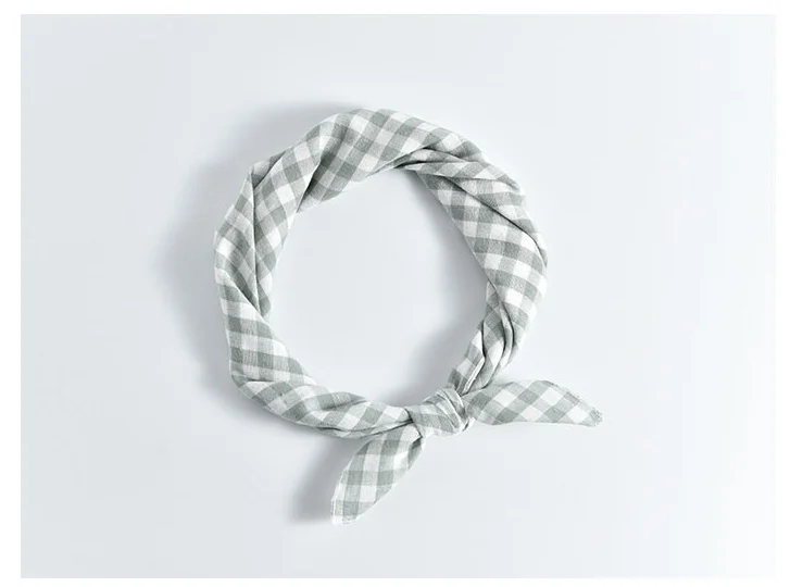 Fashion skin friendly custom color 100% Chinese-style cotton 21 inch* 21 inch hand kerchief bandanna square bandanna