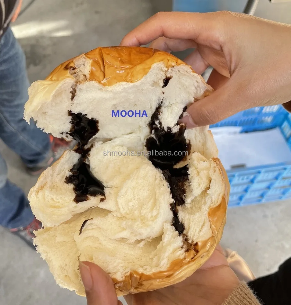 Automatic Cheese Stuffing Paste Bread Stick Making Machine Bakery Toast Milk Cream Bread Filling Machine Crossiant Sauce Filler