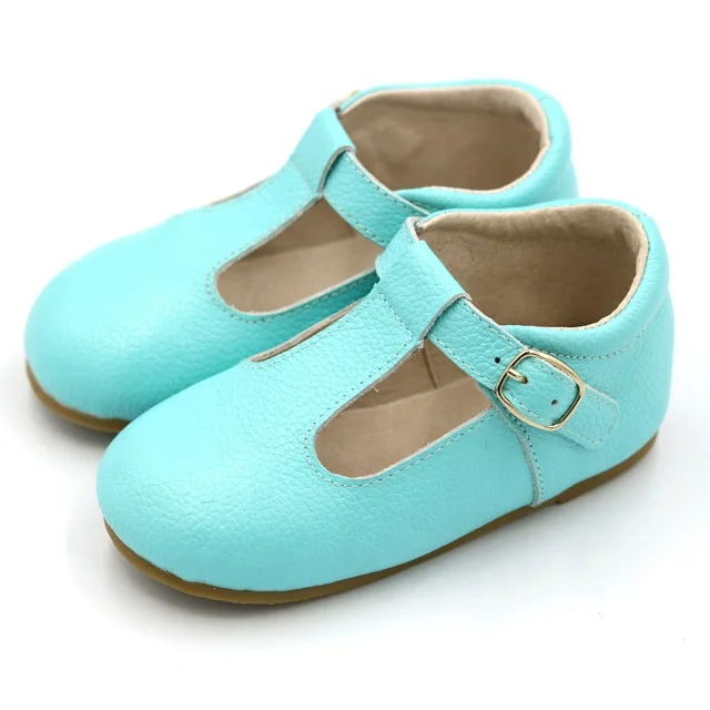 Однотонные детские туфли из натуральной кожи с пряжкой и ремешком