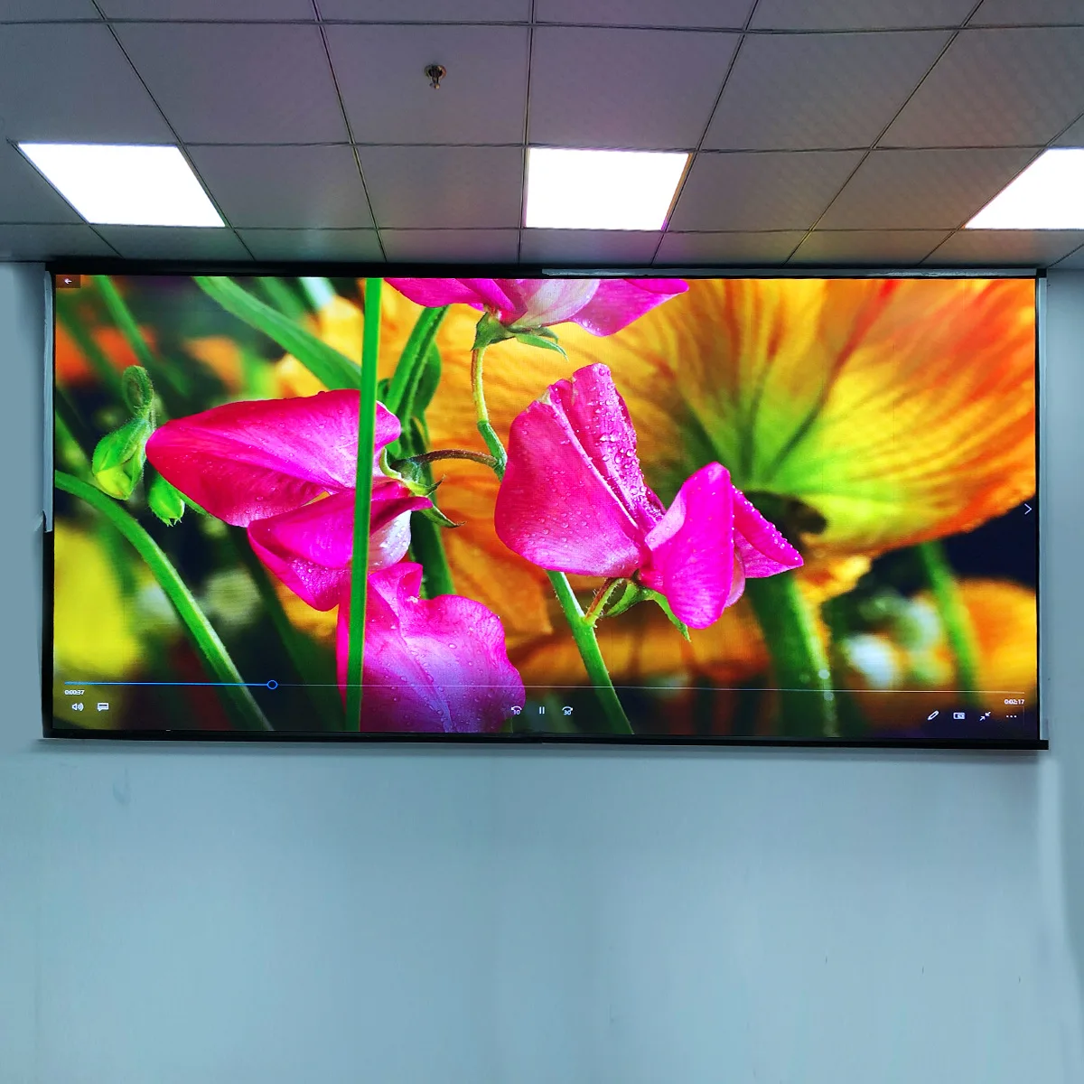 Indoor led screen display Full color P2P2.5P3P4 HD seamless electronic advertising screen conference full color screen
