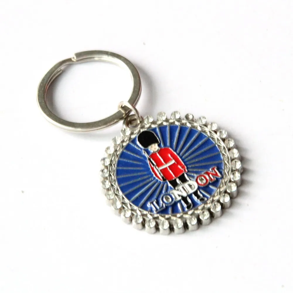 Wholesale custom metal London England tourist souvenirs Telephone booth Soldier keychain
