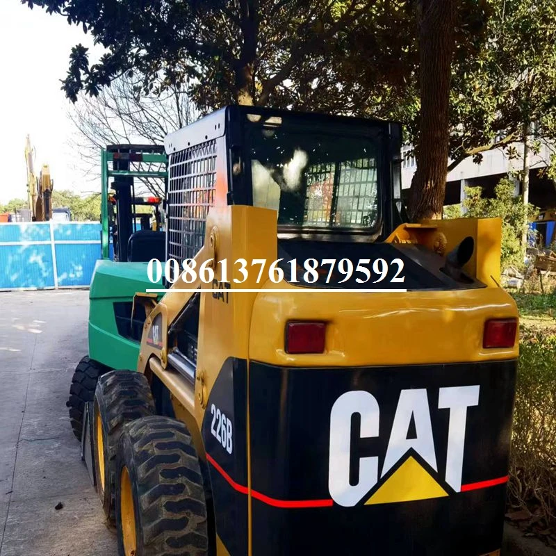 Погрузчик с бортовым поворотом CAT 226B mini caterpillar б/у полностью гидравлический фронтальный