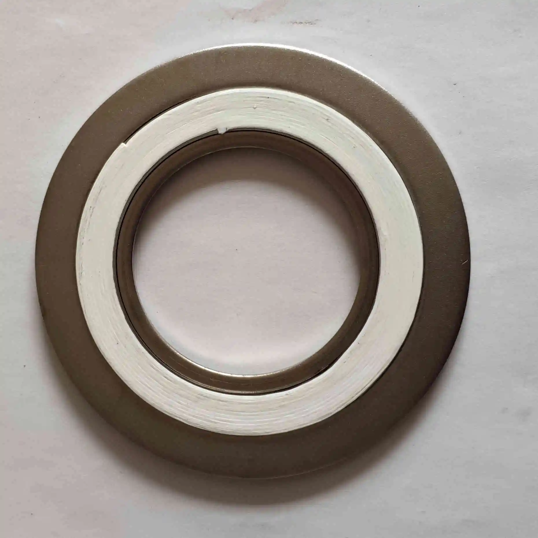 Direct wholesale great standard metal spiral wound gasket ss316 graphite