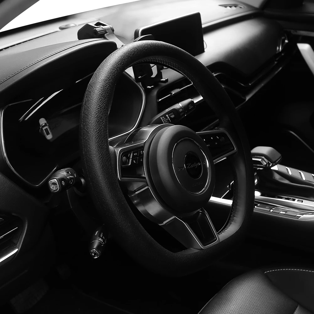 Customized Factory Outlet Soft Litchi Design Durable Car Truck Silicone Steering Wheel Cover Silica Gel Steering Wheel Cover