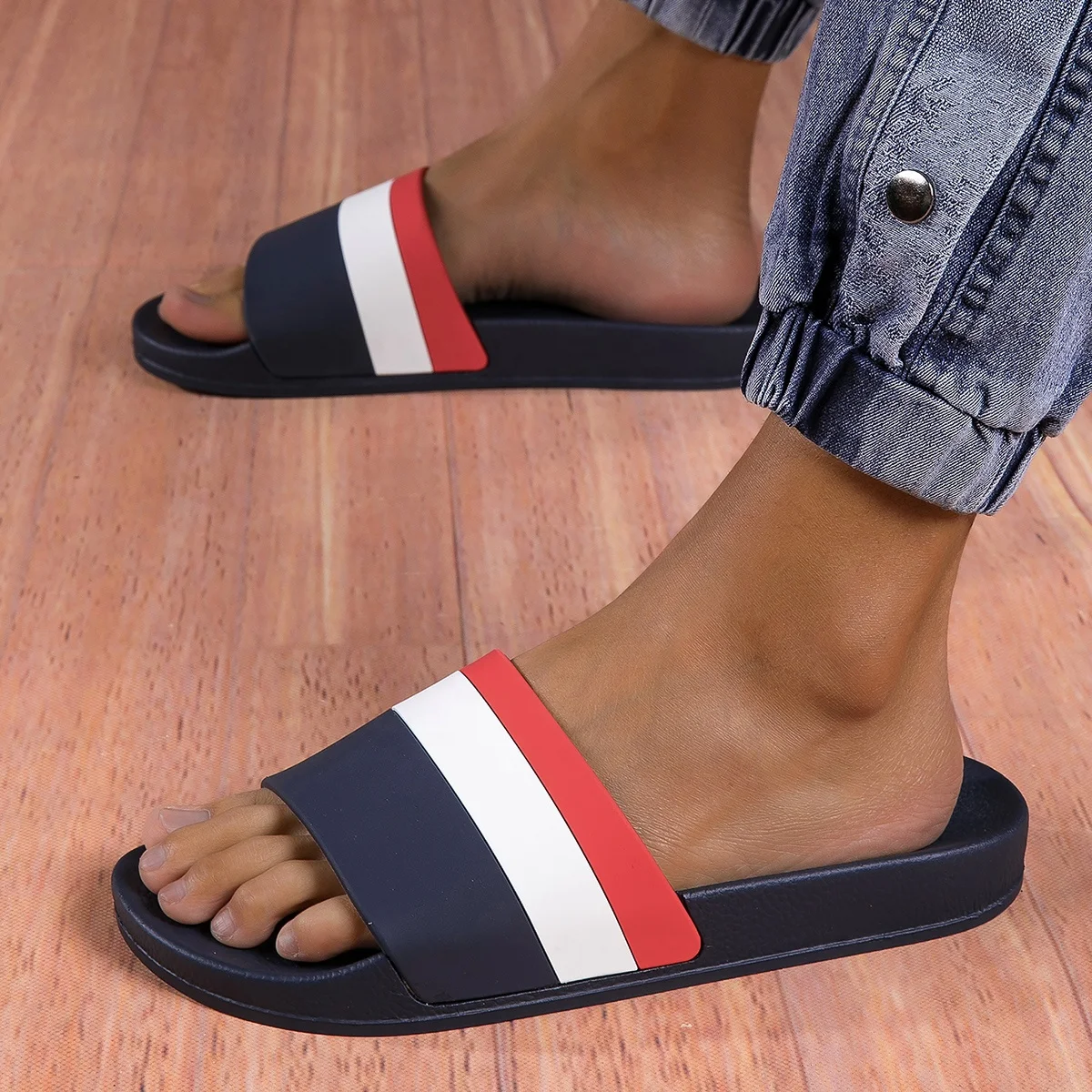 Happyslides 2024 new fast shipping casual home slippers shoes,nice quality custom slides with logo for men ladies