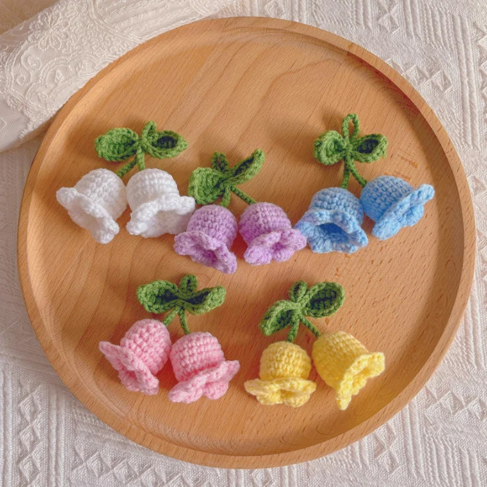 Wholesale custom hand-woven woolen lily artificial flowers crafts knitting lily flowers gift for home decoration