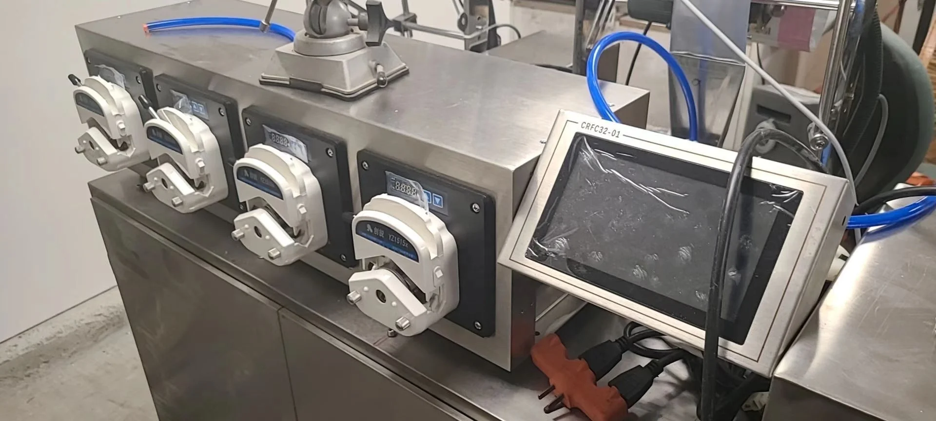 4 канала насадки косметический фармацевтическое химическое соус машины для наполнения Дозирующий перистальтический насос дозировочная машина