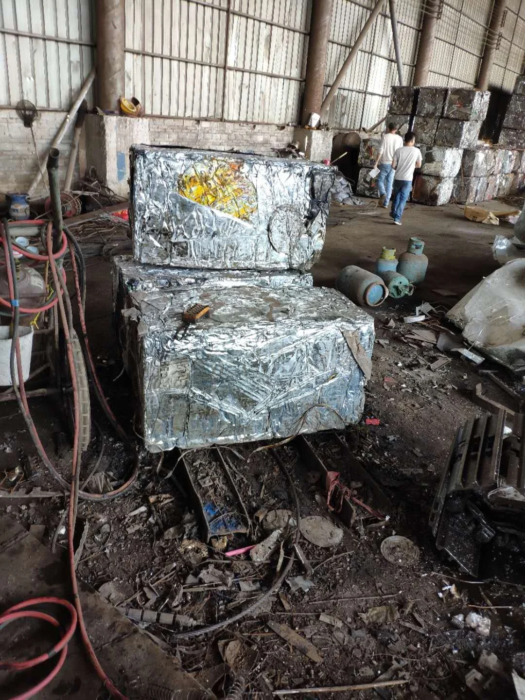 Y81-315 железного лома меди алюминия может горизонтальные гидравлические пресс-подборщики