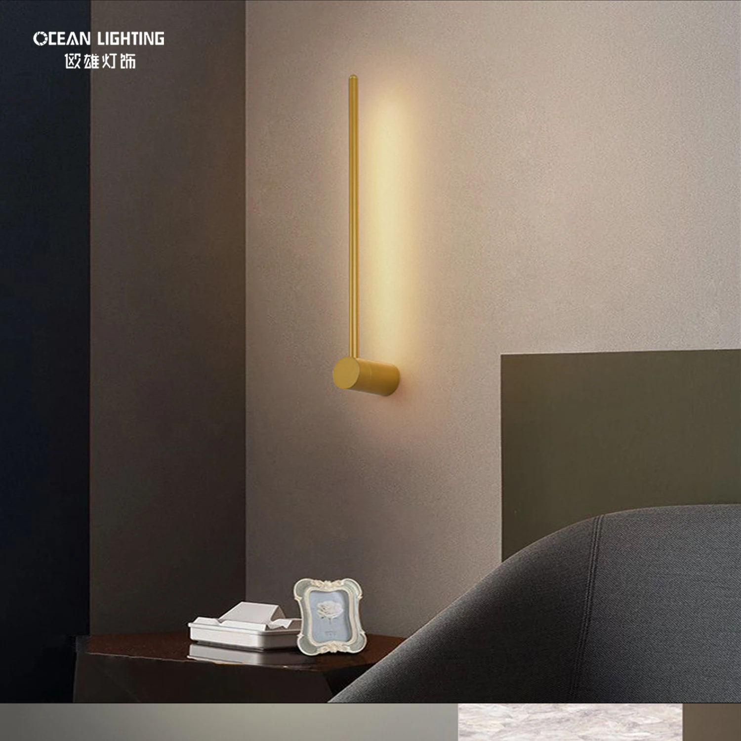 Indoor Hotel Home Decor Wall Led Sconce Black And Gold Bedside Mounted Lamps Fixture Minimalist Modern Wall Lights