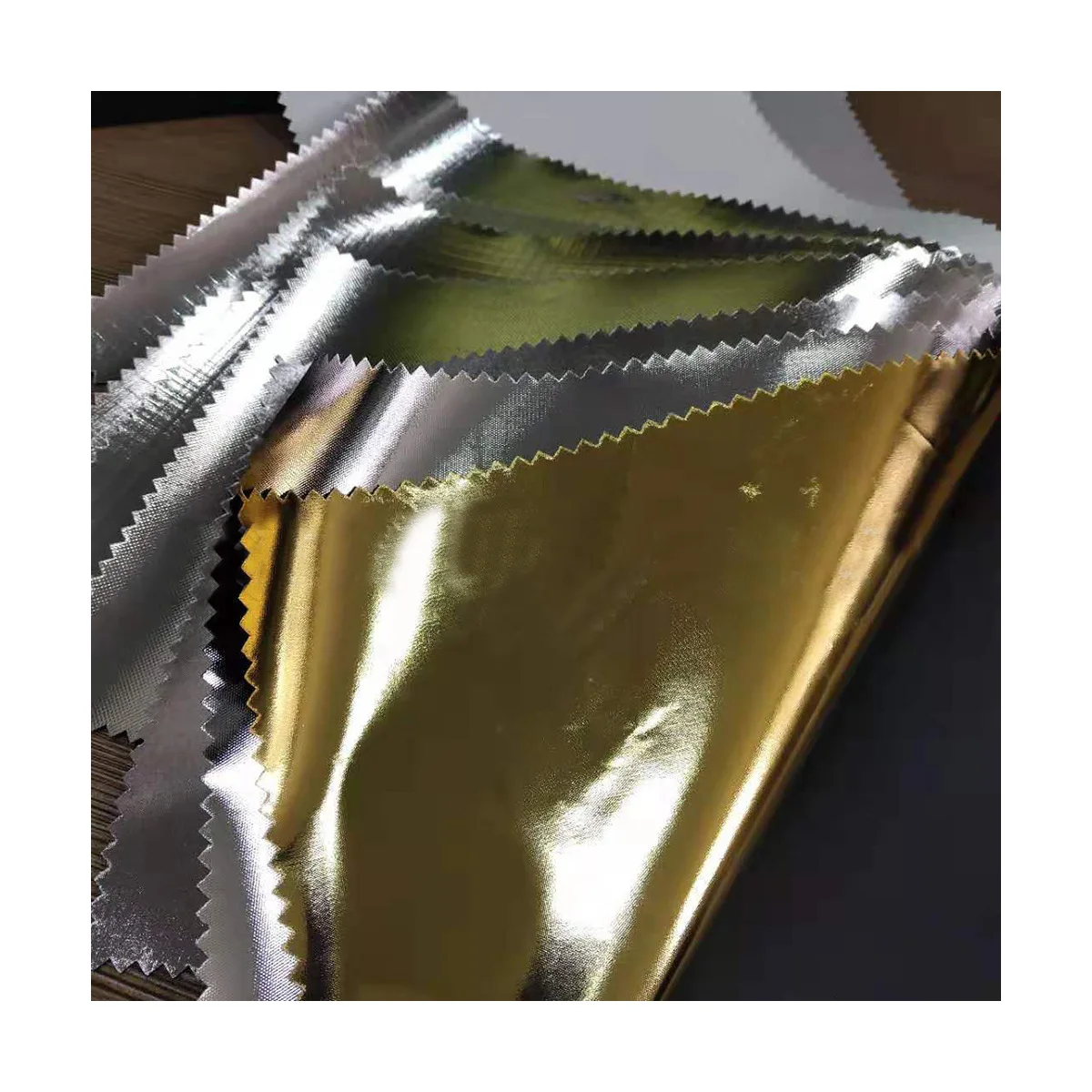 Оптовая продажа водонепроницаемая нейлоновая тафта ripstop горячая Распродажа Серебряная для фотографии/отражающая ткань цена