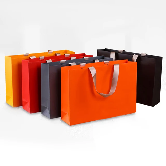 White cardboard tote bag, offset printing clothing shopping bag, Christmas gift packaging bag