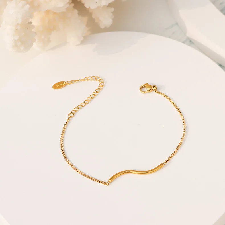 2022 spring ins round bar 316L titanium steel twisted wire S Curve Line Bracelets women gift 18K gold bracelet jewelry wholesale
