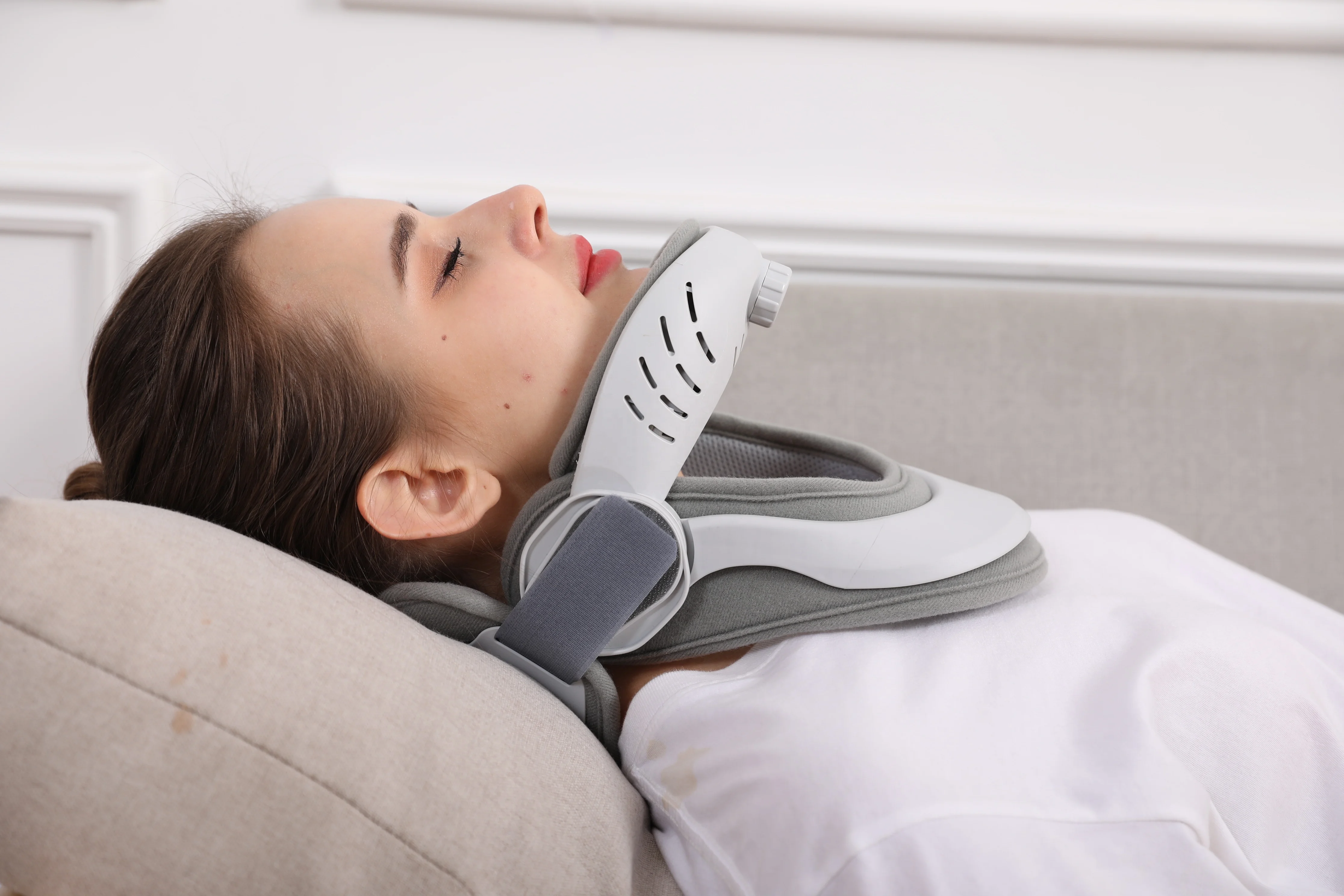 New Fashion Manufacturer High Quality Medical adjustable Cervical Collar