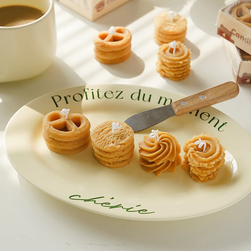 Cookies Shape for Aromatherapy and Home Decoration Wholesale Gift Handmade Coffee Milk Scented Candle