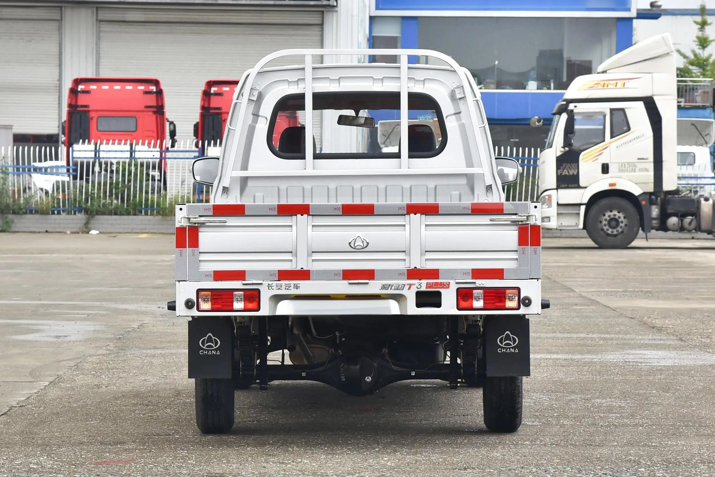 Changan/KYC T3 Plus Gasoline freight vehicle Economical fuel RWD mini cargo truck with manual transmission CHANGAN KYC Goods Car