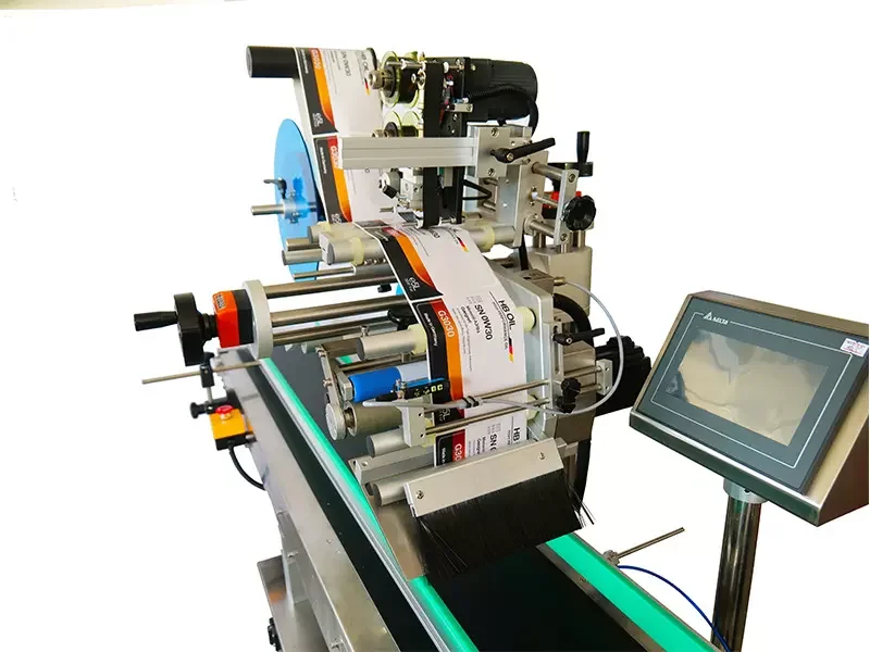 Flat Label Applicator For Flat and Near Flat Items Labeling Machine