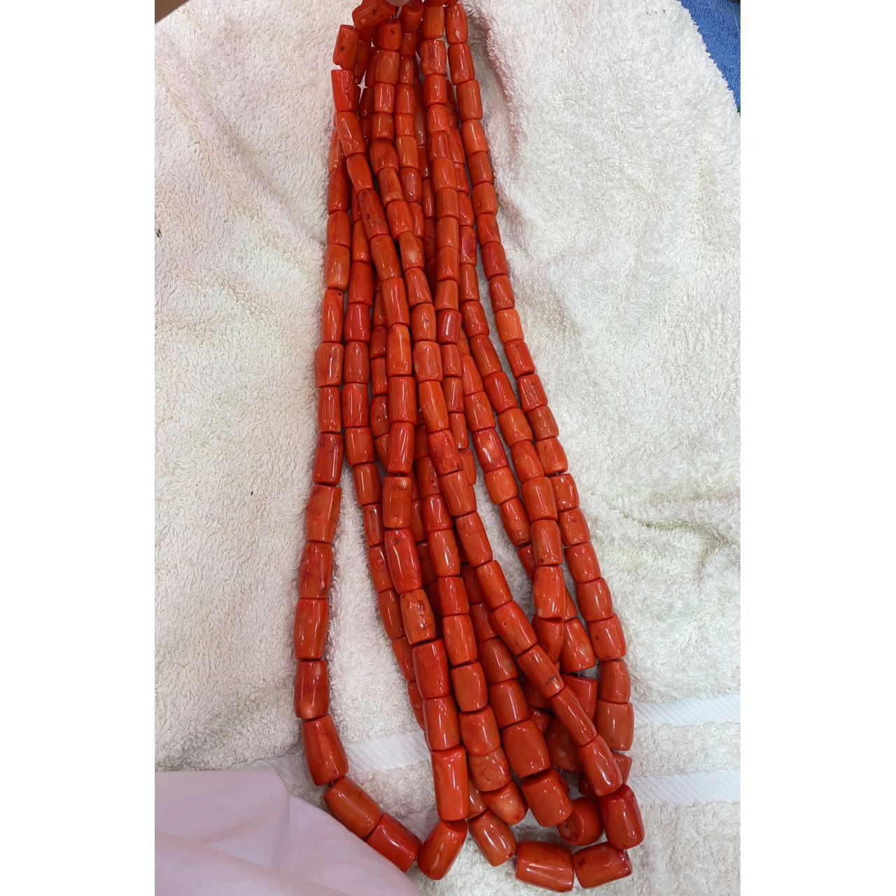 hot sale loose red coral beads wholesale Natural reddish orange 15-25mm 1689119