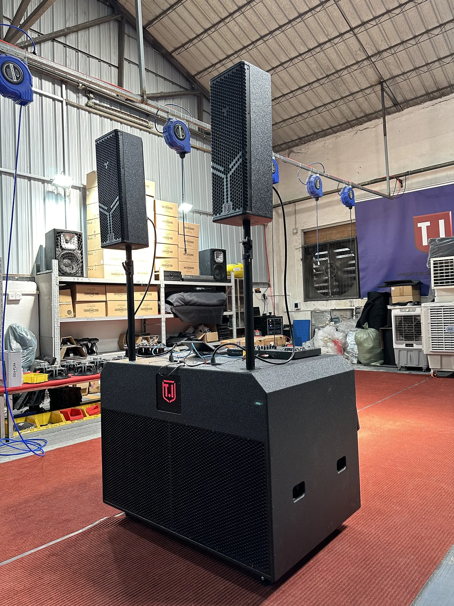 Mobile DJ Sound Set System professional dual 8 inch tops with 18' sub-bass audio speakers for show