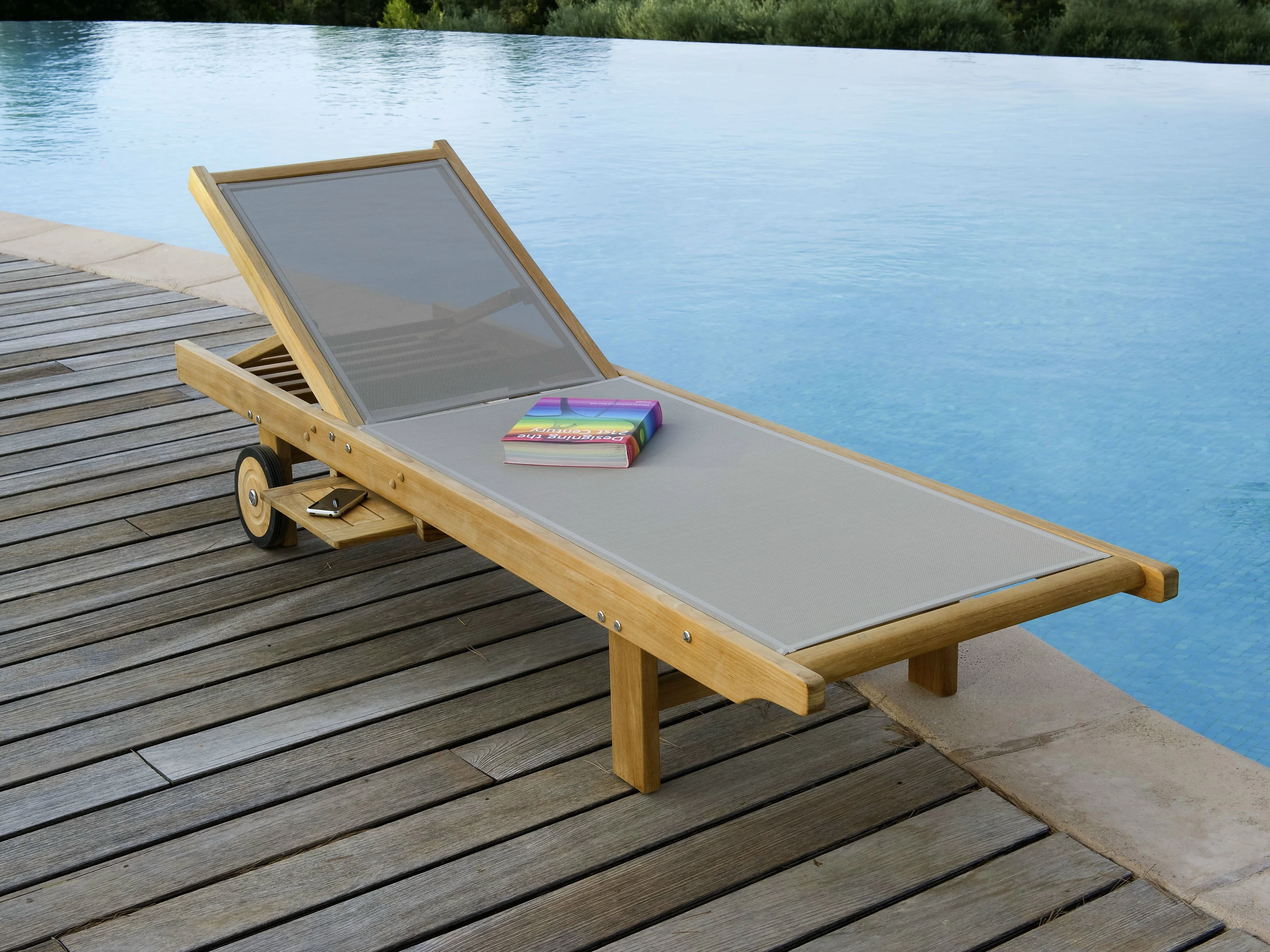 Best Selling  high quality adjustable wooden teak Sun Loungers  for beach hotels Chair Outdoor