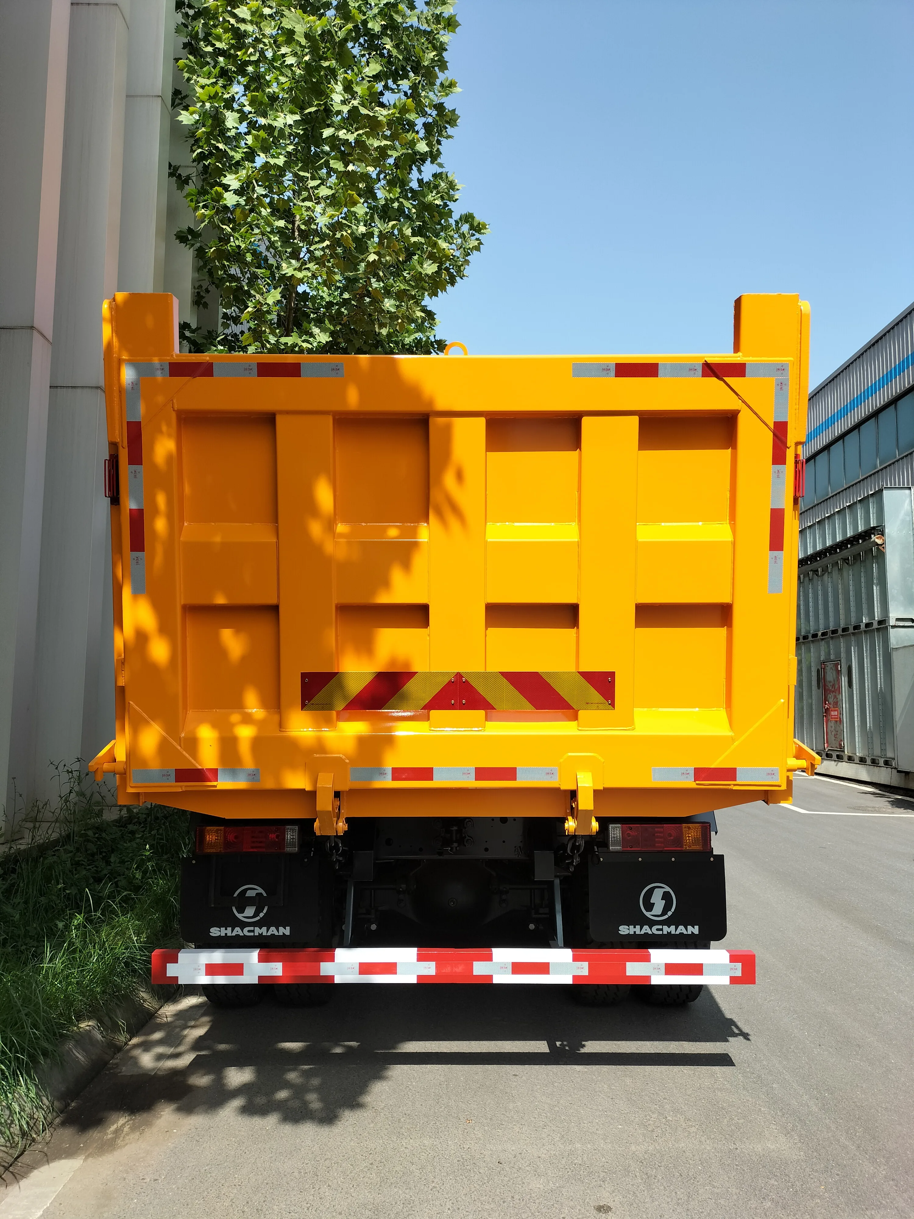 Shacman X3000 8x4 Dump Truck Shacman F3000 6x4 Dumper Tipper Truck Dump Truck