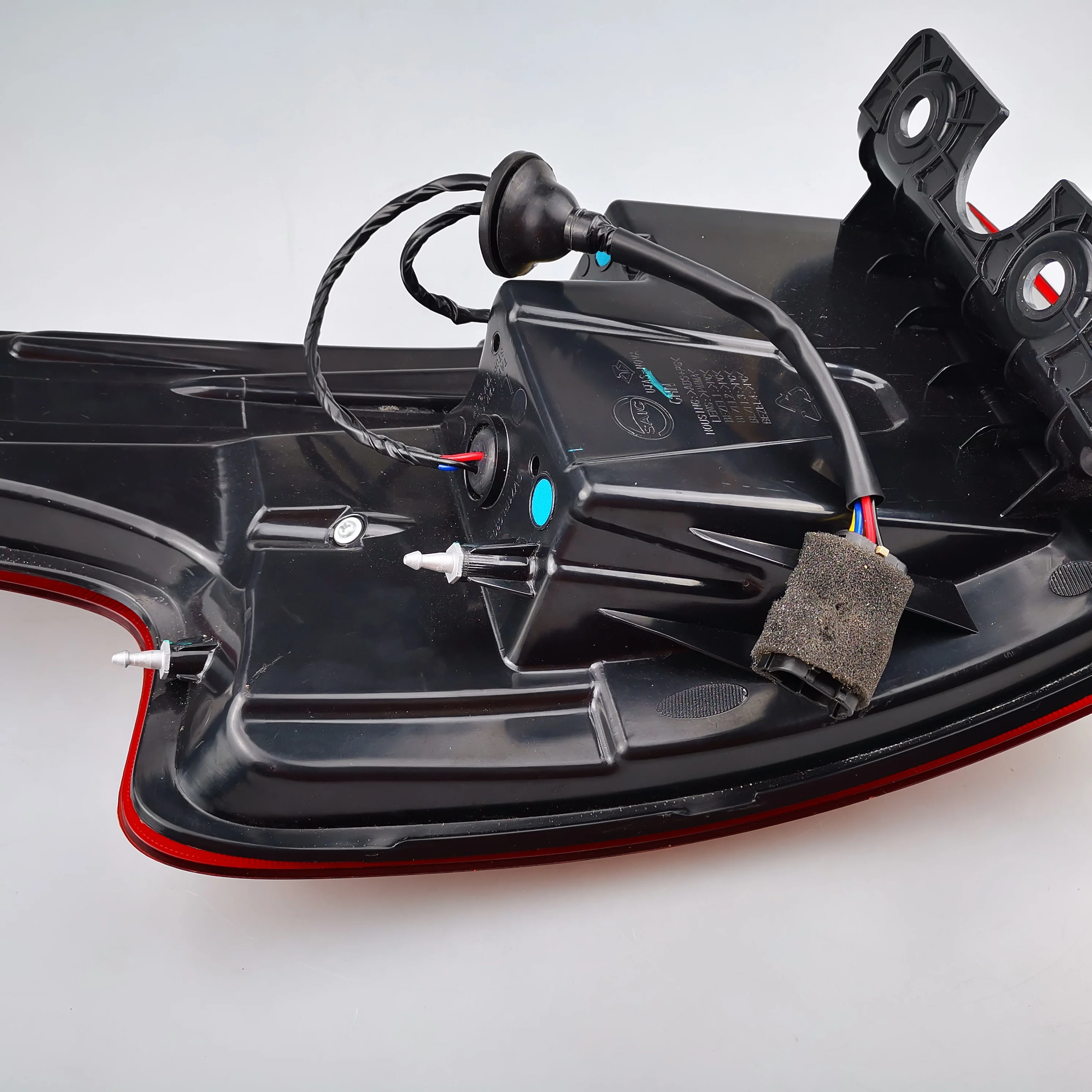 SAIC MAXUS G10 Original rear tail lamp assembly LH C00037057 RH C00037058