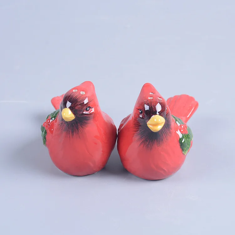 Ceramic Gingerbread Man Shaped Spice Jar Salt and Pepper Shaker Set