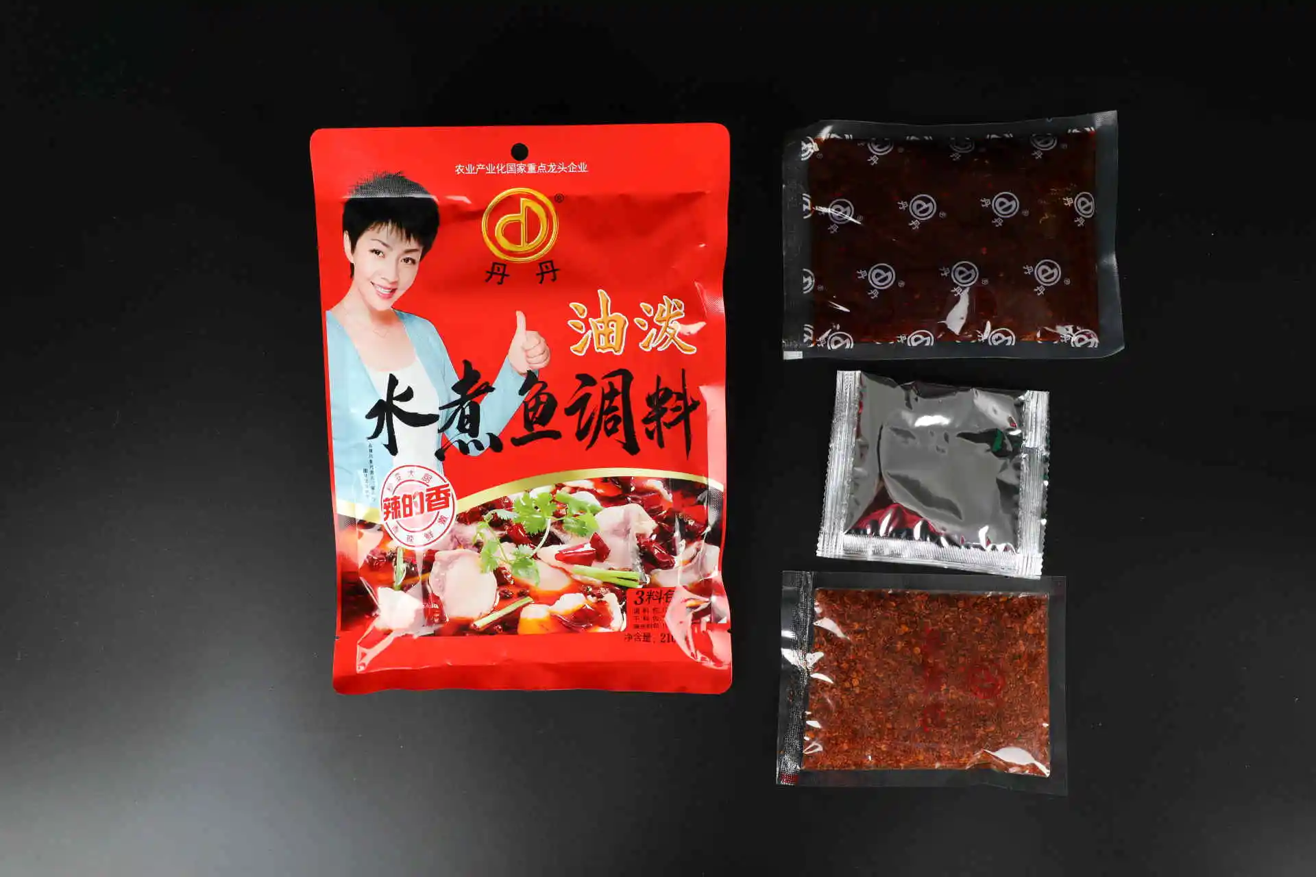 
Hot Pot Base Material Special Flavor Seasoning Red Pepper Powder Spicy Fish Condiment For Catering 