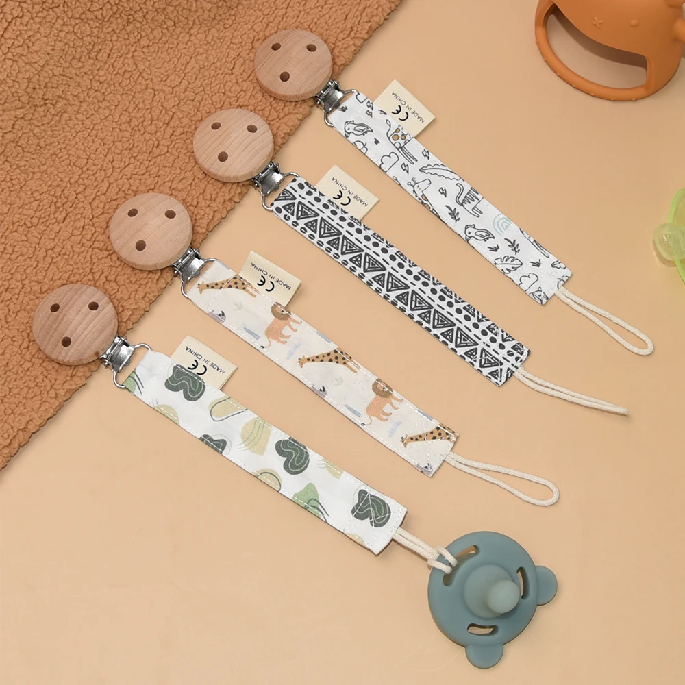 100% Cotton  Baby Fabric Pacifier Muselin Chain cotton  beech wooden metal clips Chewing Baby  hangable Pacifier Clip