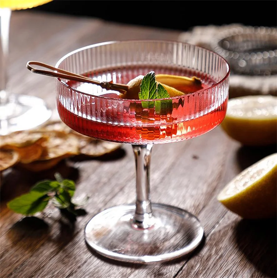 Creative Cocktail Glasses Unique Martini Glass Best Selling Products in Usa Wedding Party Bar Contemporary Transparent Clear