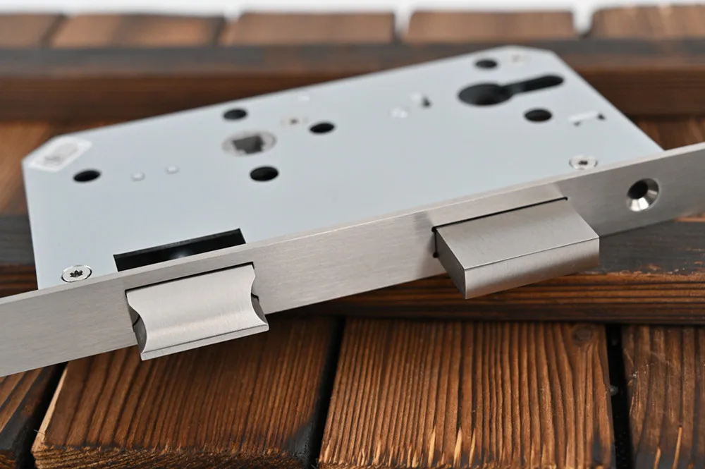 DIN18251/EN12209/EN1634-1 Fire restance high security stainless steel  cylinder sashlock for public building doors