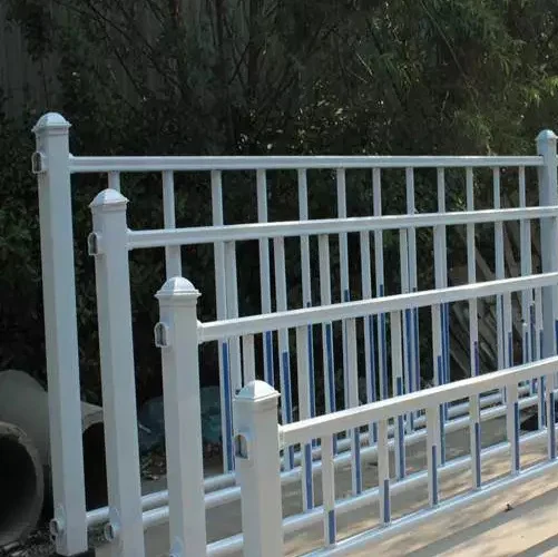 Security PVC Coated Fence Panels Outdoor 3D Modelled Fence with Galvanized Iron Wood Frame Trellis Features Chain Link Fence