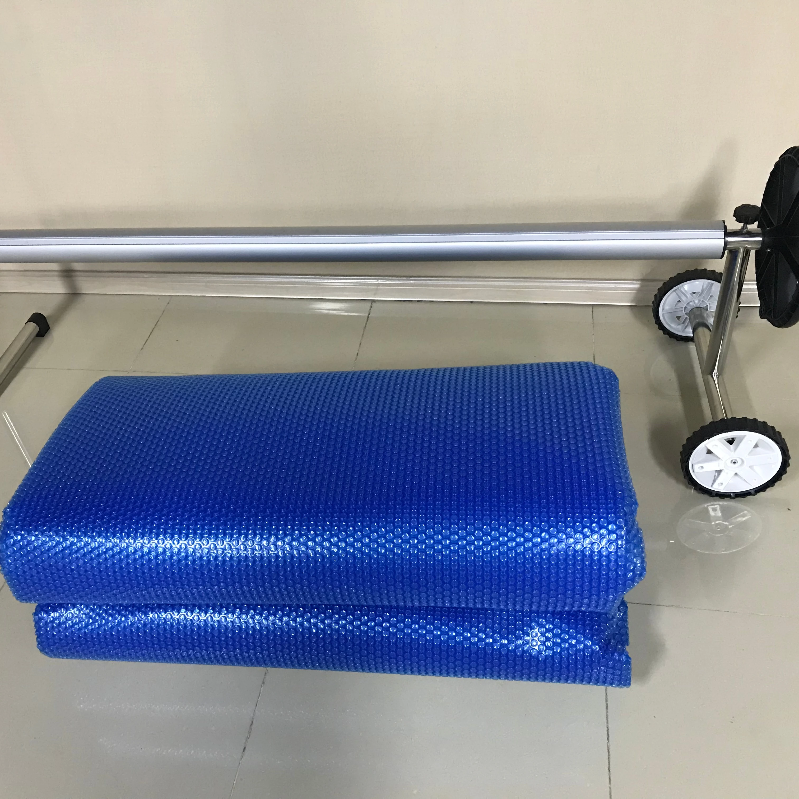 Hot-sale factory supply solar pool cover for swimming pool