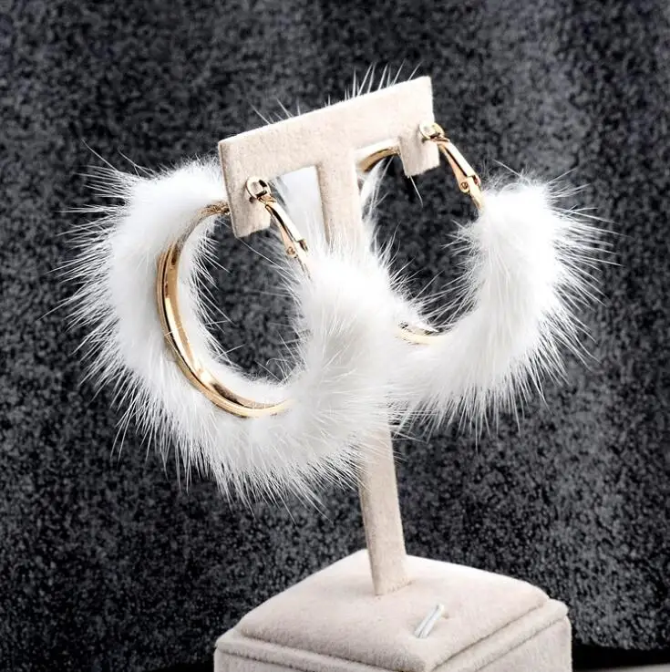 2022 New Big Real Mink Fur Raccoon Fur Hoop Circle Earrings for Winter Round Jewelry