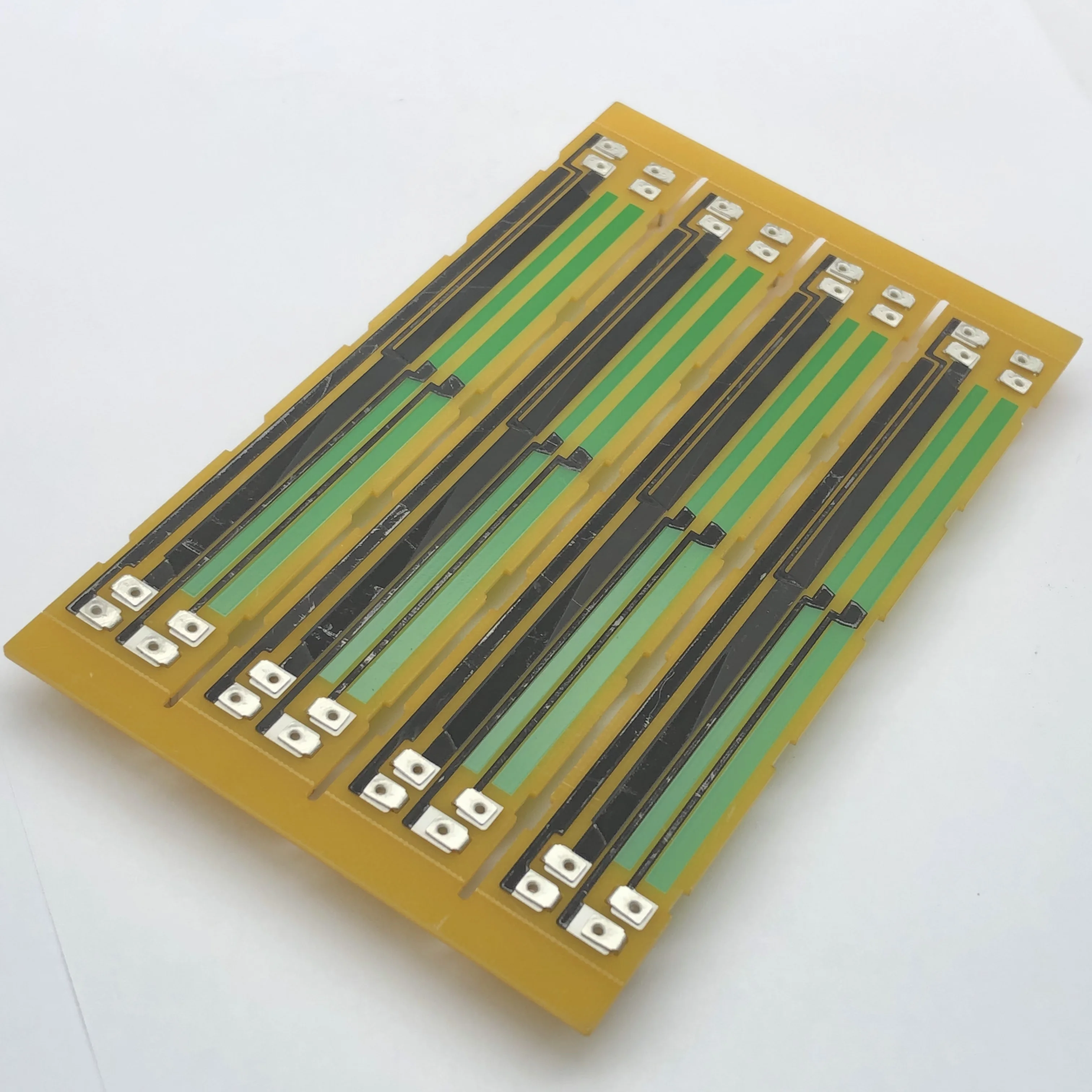 Carbon membrane noble potentiometer