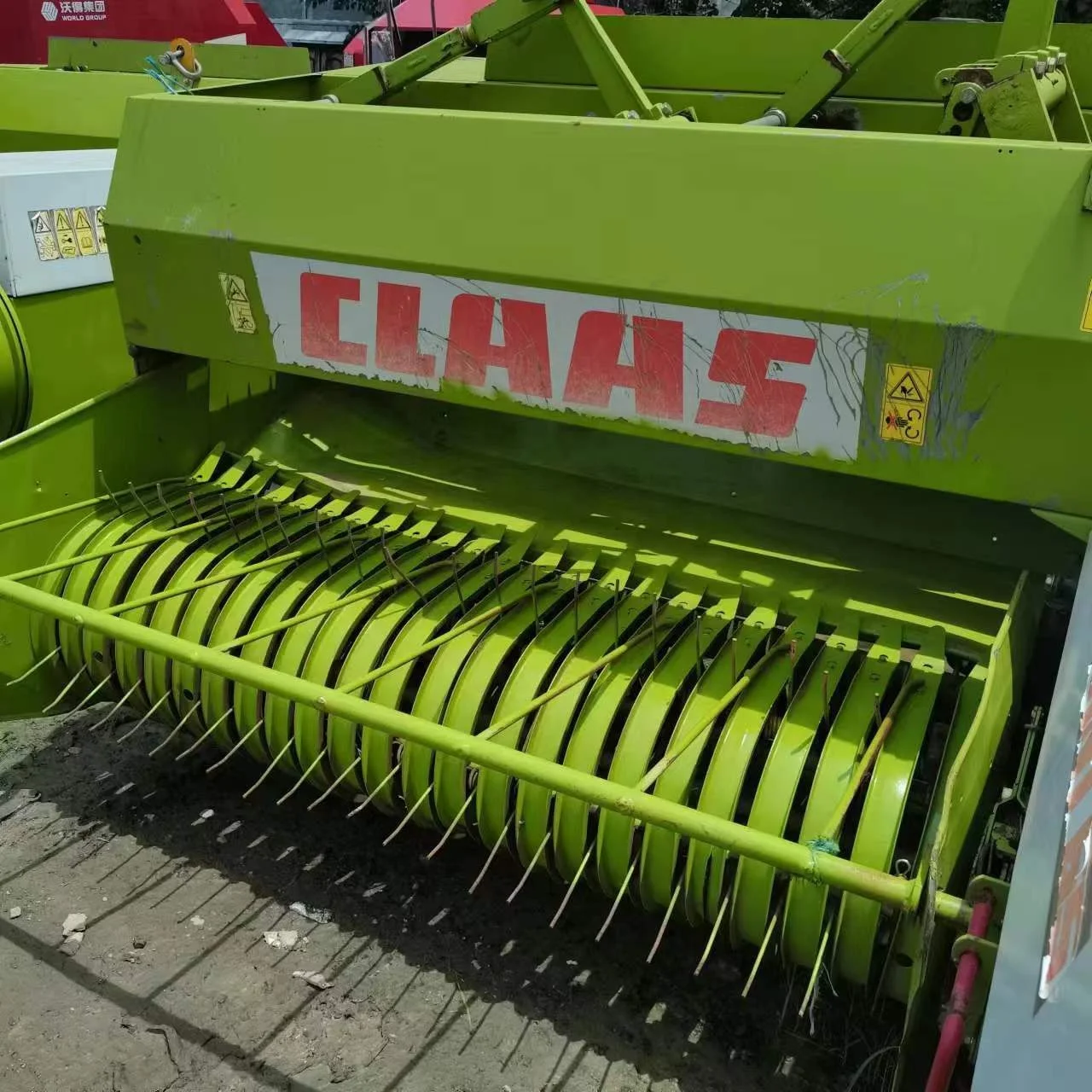 Poiston and piston ring spare parts for Claas Markant 55/65 square baler with wheel tires