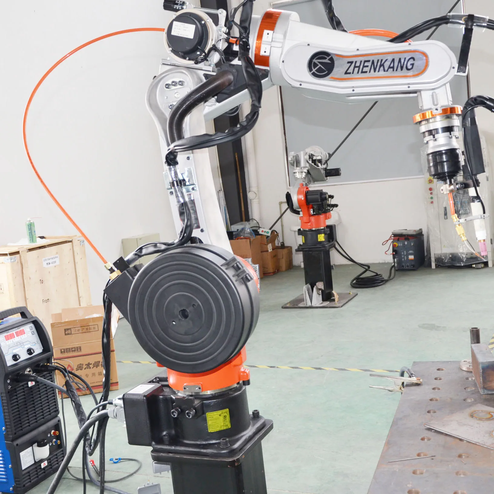 6 Axis CNC Fiber Laser Welding Robot Adjustable Welding Table Table Robot For Welding Rotary