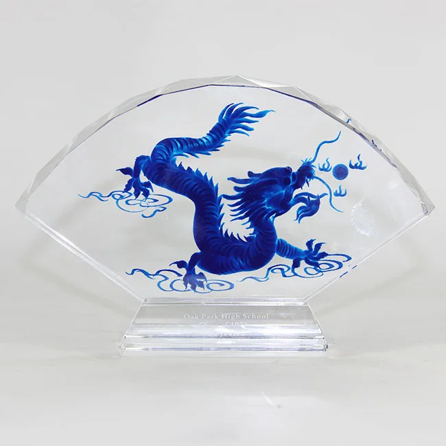 Whole dragon crystal glass trophy for traditional commemorative  award