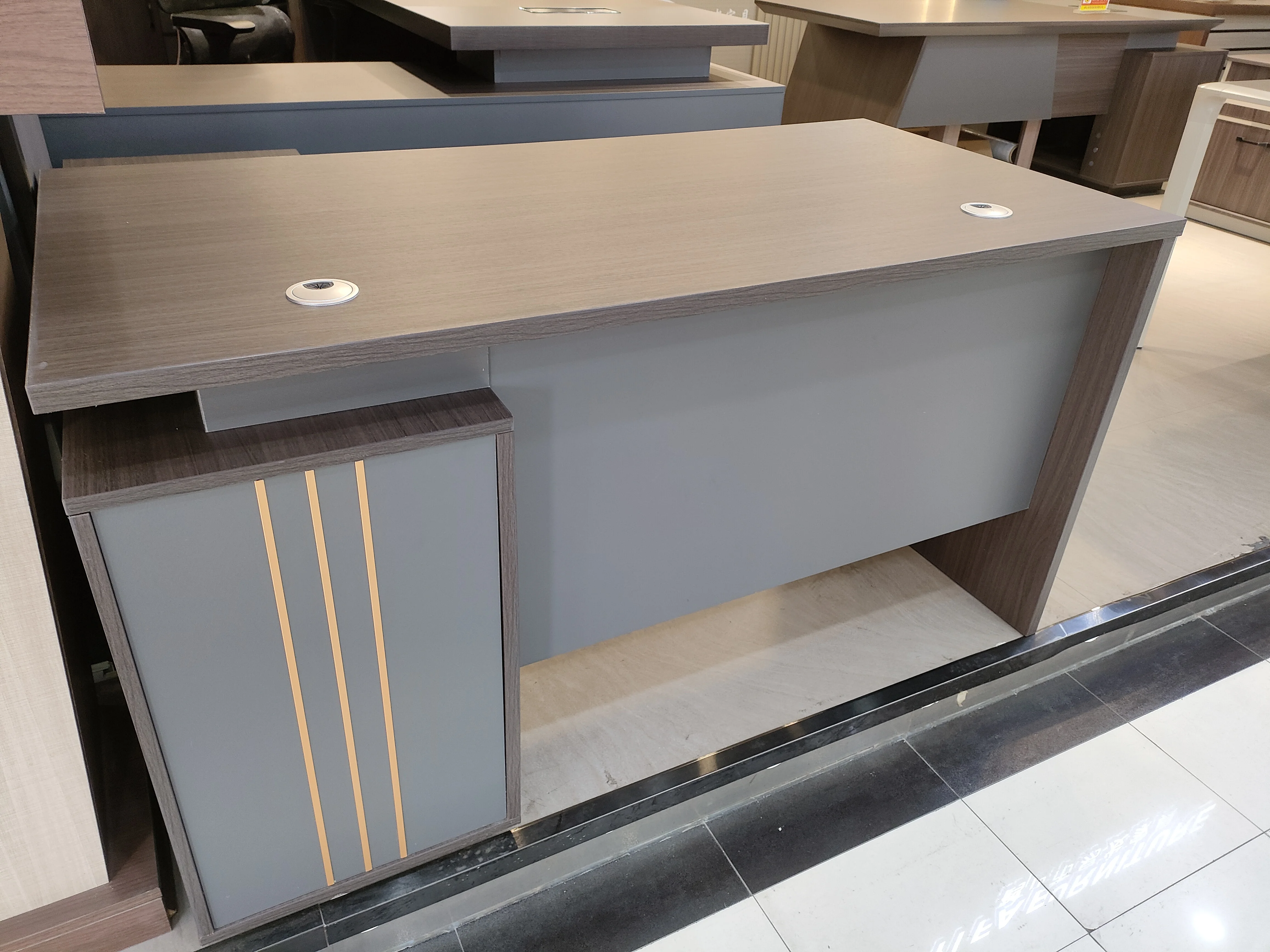Hot sales Melamine  desk  Modern Office Furniture  Factory Wholesale Foshan Sale OEM Customized