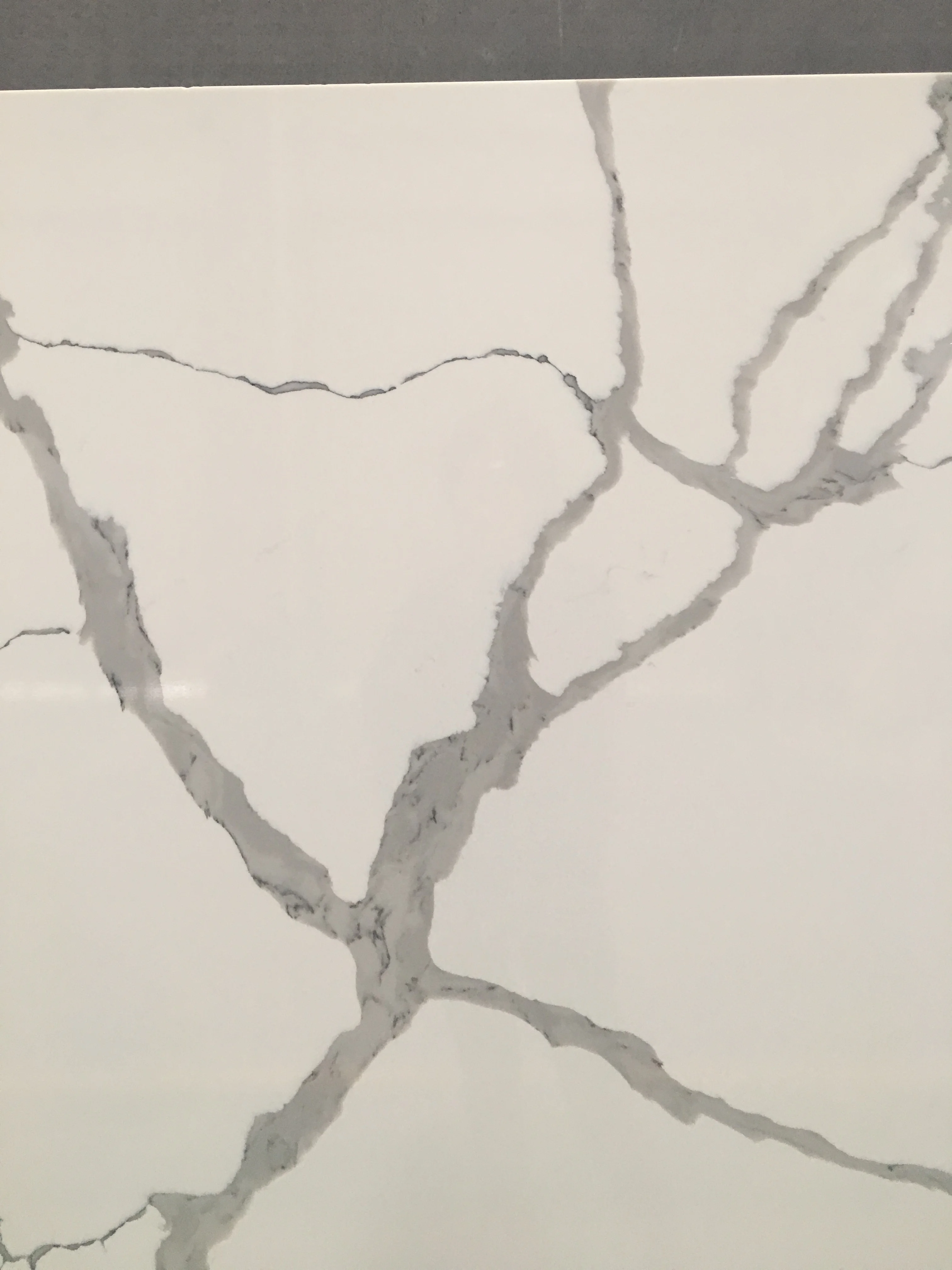 Good Quality New Design Artificial Crystal Quartz Stones With Good Price Polished Quartz Stone Counter Top White Quartz Stone