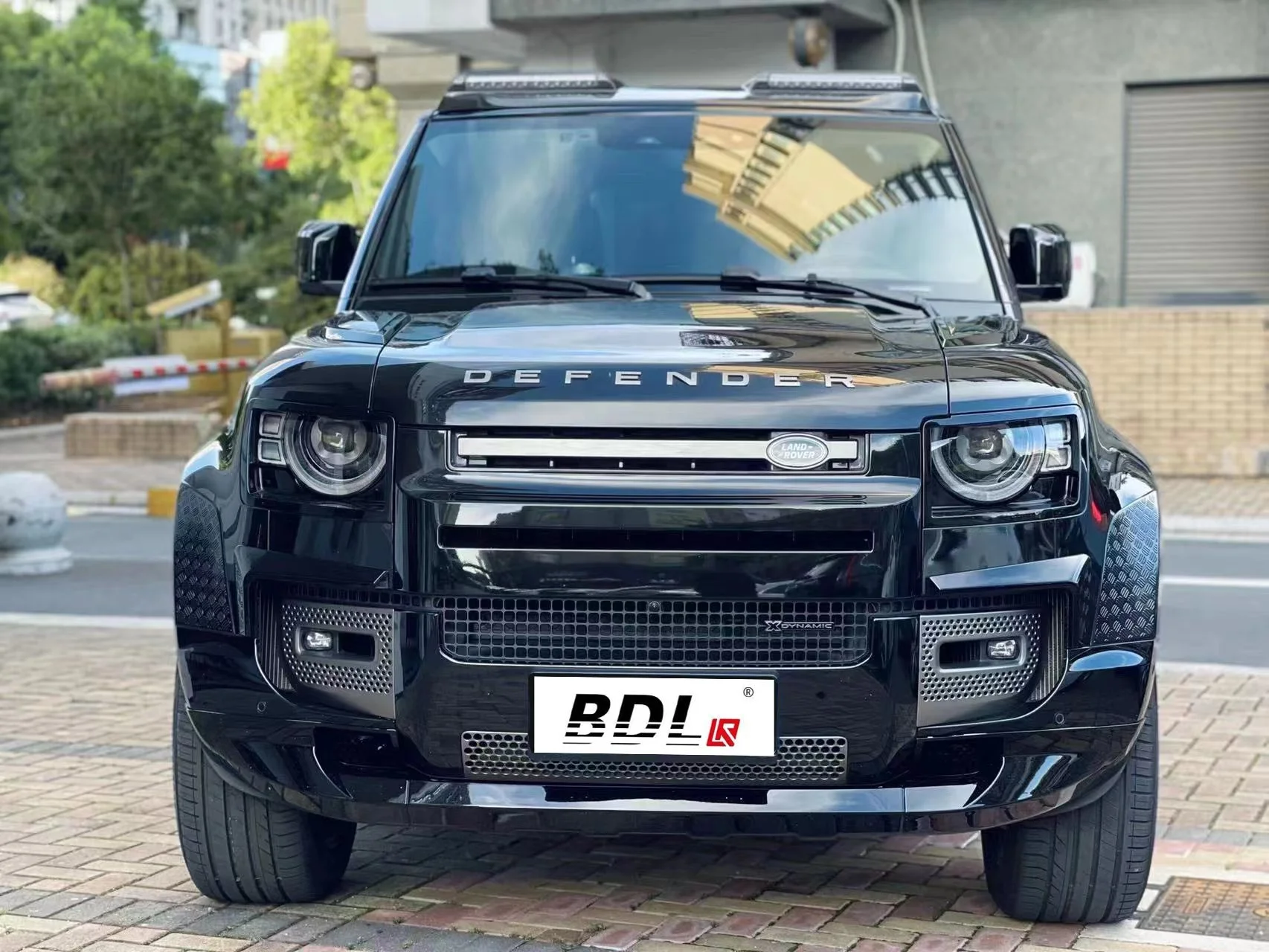 Front Splitter Gloss  Black For Land Rover DEFENDER 2020 90/110