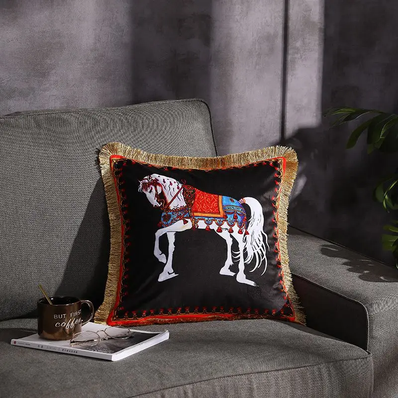 Hot selling luxury horse design velvet colorful home decor throw pillowcase cushion solid pillow cover sofa macrame pillow case
