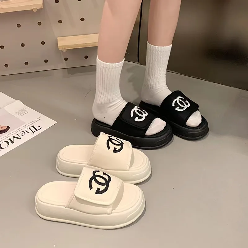 Small fragrant slippers women 2024 summer new  flip-flops casual fashion muffin thick bottom sandals