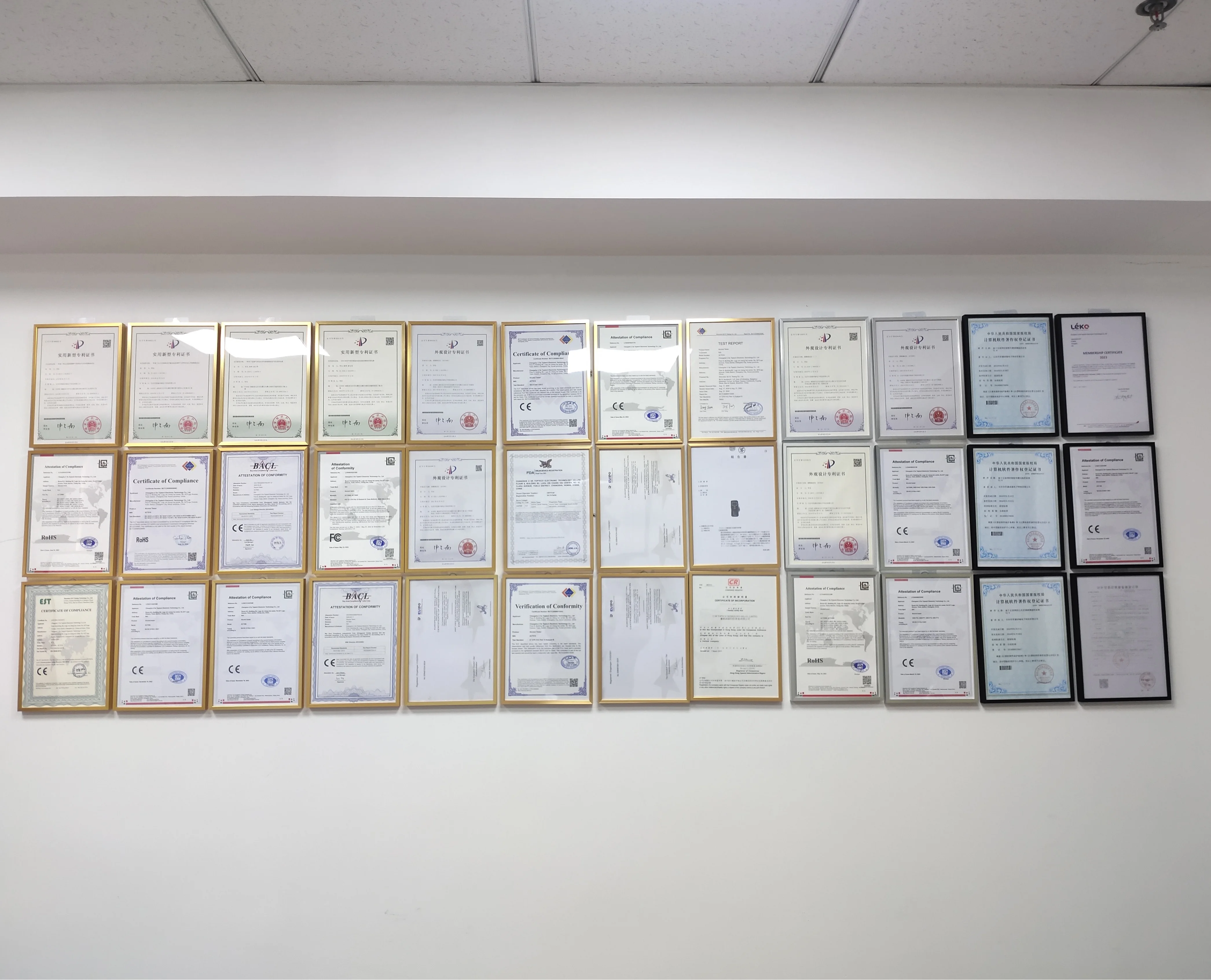 New wholesale oem and odm portable bar alcohol tester  breath bar breathalyzer