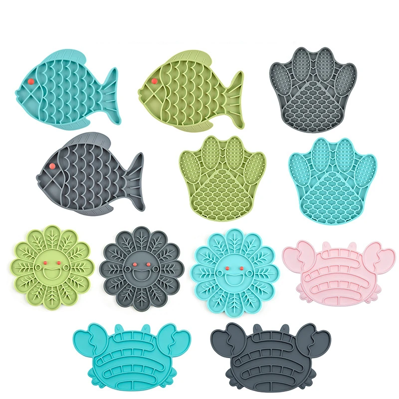 Factory Wholesale Non-toxic Durable Silicone Licking Mat Suction Cups Crab-shaped Pet Cat Lick Pad Slow Feeder Dog Lick Pad