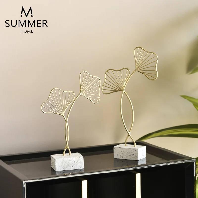 
Nordic Creative Metal Ginkgo Biloba Figurines Wrought Iron Flower Plant Ornament Home Decor Accessories 