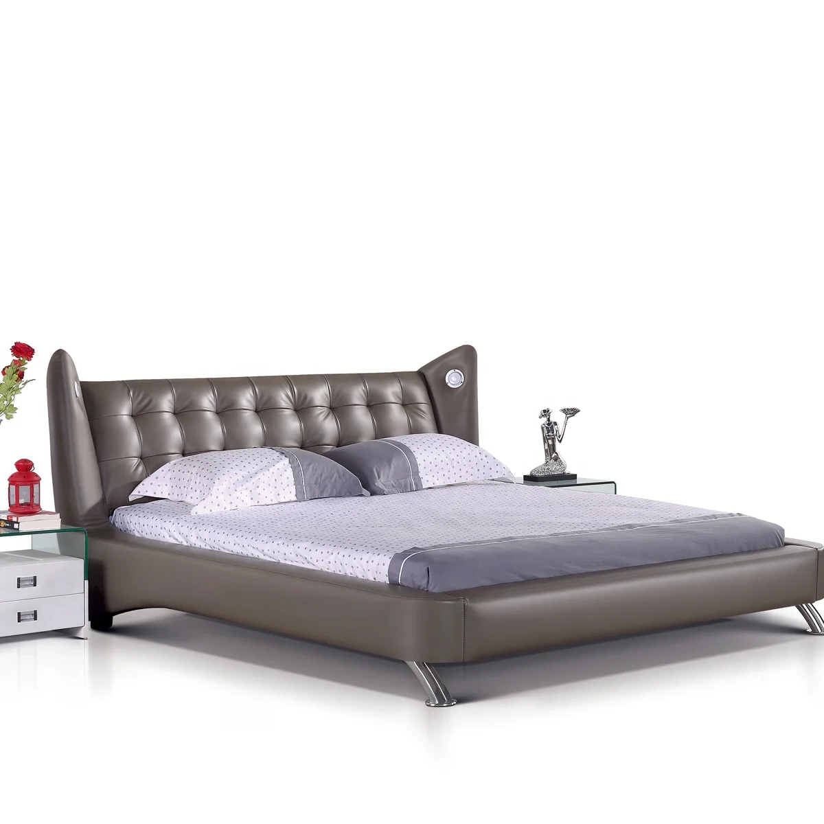 Foshan factory offer luxury bed king size wooden frame fancy bed design