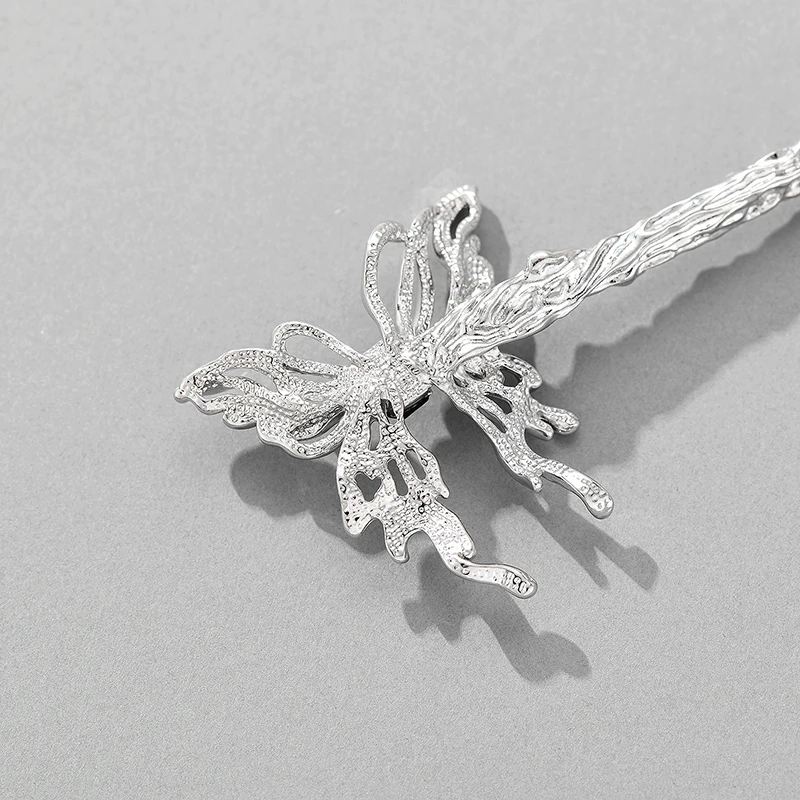 Custom Handmade Alloy Butterfly Hair Sticks Chinese Hairpin Hair Stick For Woman Back Bun Decoration