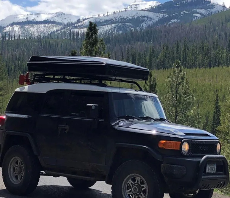 High Quality Hard Shell Rooftop Tent Outdoor Camping And  Trailer Car Awning Foldable Car Roof Top Tent